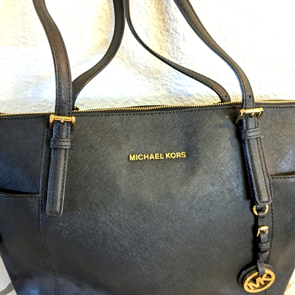 SALE!!! Michael Kors Jet Set Saffiano Black Leather Signature Lg Satchel Handbag - Picture 5 of 16